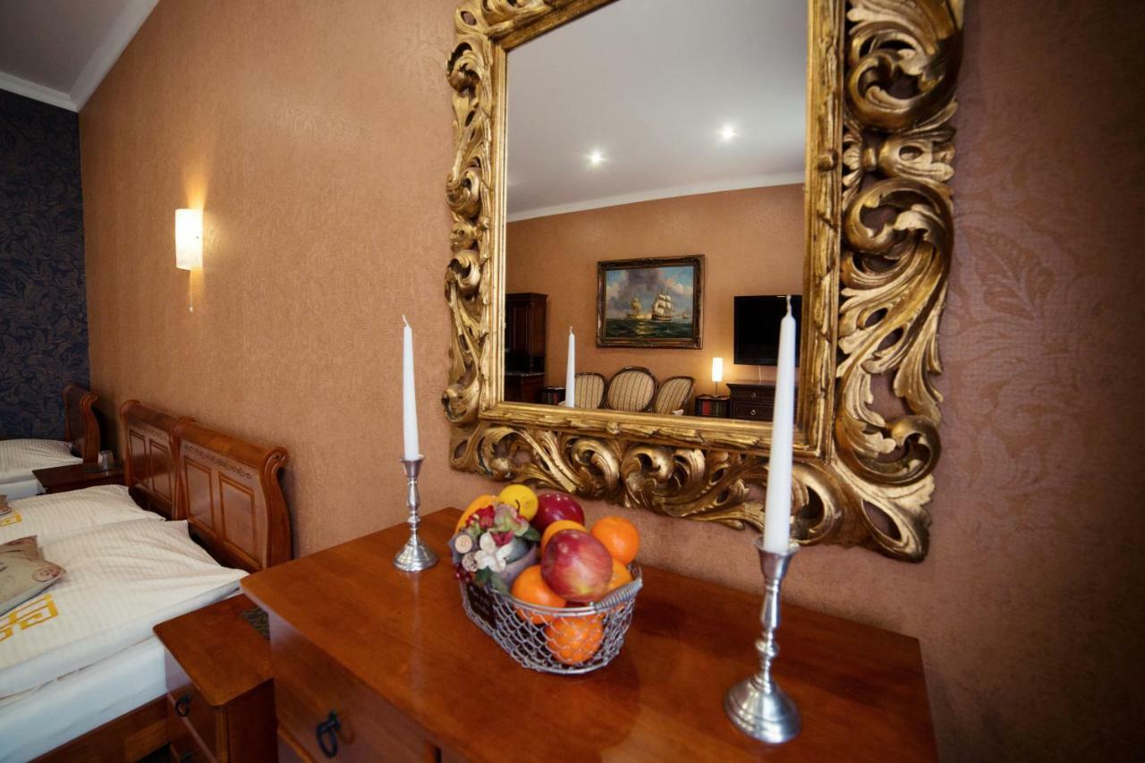 Hotel Bristol Banská Štiavnica Buitenkant foto